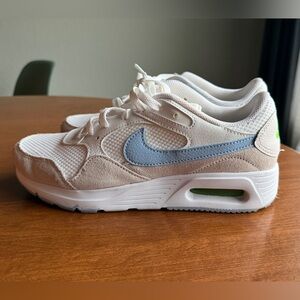 Nike Air Max Sneakers